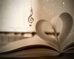 تنهــایـم …